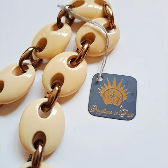 Angelique de Paris Cream Chain Link Necklace - Picture 4 of 4